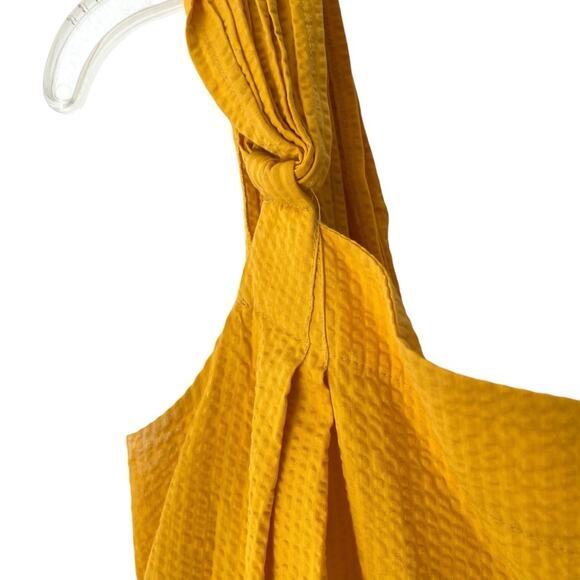 Cuyana Yellow Seersucker Twisted One Shoulder Dress size medium with pockets - Picture 4 of 10